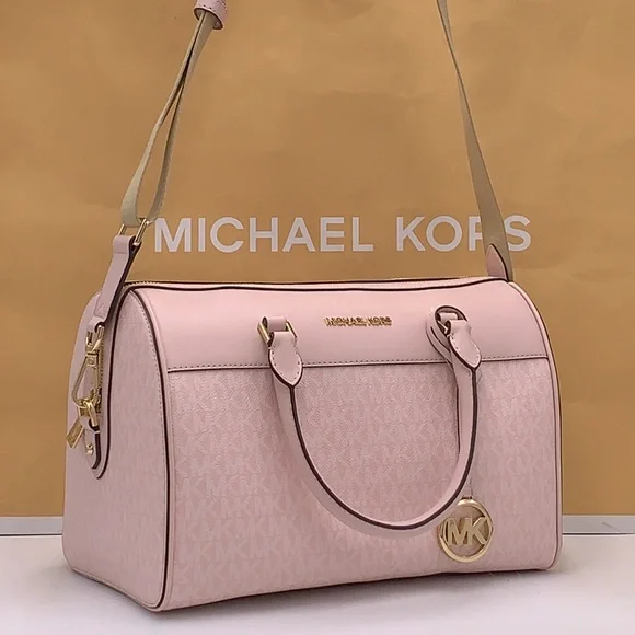 Michael Kors med Duffle Travel - Leather/Coated   Light Powder Blush - Picture 2 of 16